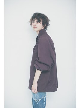 ミト(mito) 立体ショートとデニム