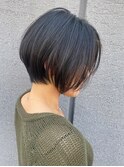 ショートボブ