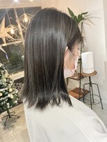 美容室 ツリー(Tree)&nbsp;☆松川おすすめ☆シルバーハイライト『Tree hairsalon 』本厚木