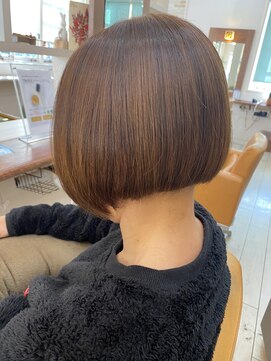 トップヘアー 本店(TOP HAIR) 前下がりボブ1