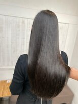 ナンバー イル デュッカ 札幌(N° il duca)&nbsp;絹髪の柔らか質感♪ストレート