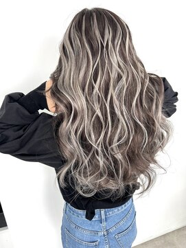 アルマバイロサ(ALMA by ROSA) ダークグレージュカラー×シールエクステ　担当SE-YA