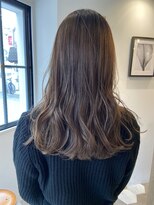 ムーン ティコブラーエ(moon tico brae)&nbsp;4月【ショコラアッシュ/ふんわりカール/ヘルシースタイル】