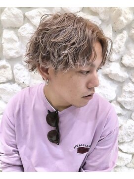 モアナバイヘッドライト 曽根店(Moana by HEADLIGHT) Moana【豊中曽根】#ベージュ#スパイラルパーマ#刈り上げ