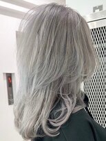 ウィコ 新宿(WICO)&nbsp;グレーカラー[新宿駅/デザインカラー/レイヤーカット]