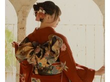 まり美容室の雰囲気（袴、振袖、着物、浴衣などの着付けもお任せください！）