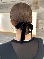 シンプルシニヨン カチモリヘア 結婚式ヘア【肥田亜沙美】