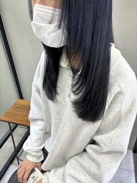 フェリア 松山(Feria) 【Feria松山】レイヤー×ネイビー‐相原愛梨‐