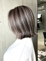 ラック(LUCK)&nbsp;バレイヤージュ/船橋/くすみベージュ/細めハイライト