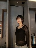 骨格をより20%綺麗にする暗髪ウルフ