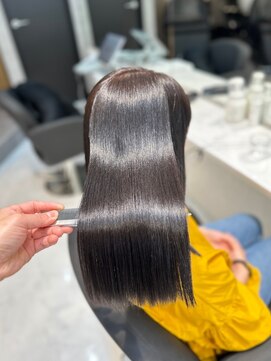 LAPISUTA 門前仲町 ヘアエステプレミアム【髪質改善美容院LAPISUTA門前仲町】