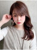 大人の女性に似合うエレガントロングヘア