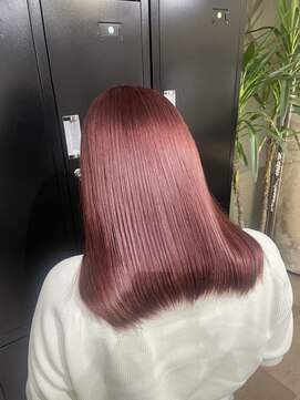 ジブル(Giblle.) 【Giblle.】コーラルピンク/艶カラー/外ハネボブ/韓国ヘア