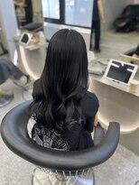 ロンド マーレ 天神大名店(Lond mare)&nbsp;レイヤーカット／暗髪／暗髪カラー