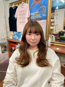 ピエスデシュブー(piece des cheveux) オリーブベージュでつくるロングスタイル