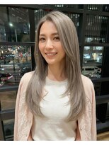 ハーツオオサカ(HE:ARTS OSAKA)&nbsp;ケアブリーチハイトーンロングHE:ARTS髪質改善