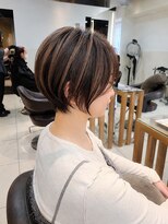 ロハスバイケンジ(LOHAS by KENJE)&nbsp;【小田急相模原】ブリーチなし白髪ぼかしハイライト