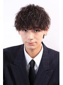 作り込みすぎない　シャドウパーマ