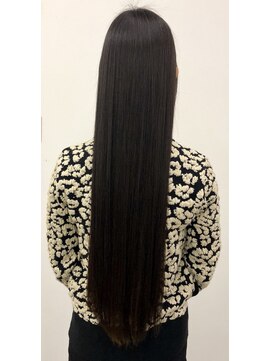 シースアクシア(X axia) ツヤ髪ストレート