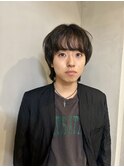 マットグレー × フェミニンなメンズウルフ