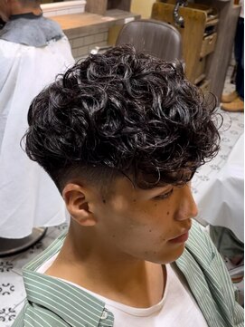 グルーマーズトウキョウ(GROOMER/S TOKYO) スペインカール　GROOMERSTOKYO太田