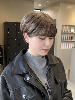 ヴァーブ(VAAB)の写真/ハイライトで動きにアクセントを付け、立体感のある最旬のトレンドヘアに◎