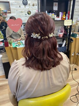 ラッコのおひるね ハーフアップ