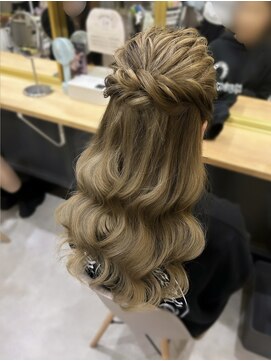 エム 神戸三宮('em) ツイスト★ハーフ