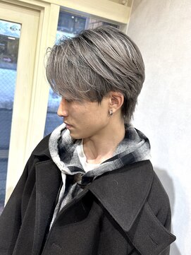 レミー(Remii) 毛流れセンターパート×シャドウルーツ【Remii大通】