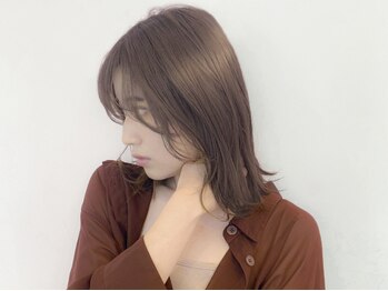 ヨーク(YOKE)の写真/【吹田/竹見台】ボリュームのある髪もナチュラルなストレートで扱いやすい美髪へ◎柔らかな手触りに感動!