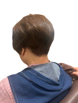 ヘアーズファイン(hair's fine) 70代◎ふんわりひし形ショート×白髪染め×美髪