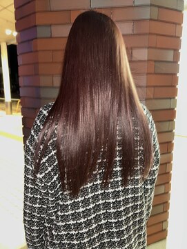 ヴィアーレアンクスタイル(VIALE Ank style) 秋冬に馴染むピンクカラー