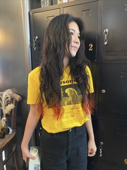 ボボヘアー(BOBO hair)の写真/「沖縄の太陽の下でも、ずっと透明感。肌までキレイに見えるオーダーメイドカラー」周りと一歩差がつく