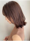 ミディアムレイヤー、外ハネボブ、グレージュ、脱白髪染め☆