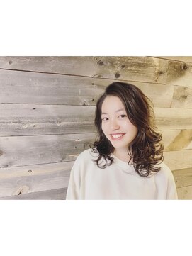 サーティースリー 石川町店(Thirty3) ラフウェーブ