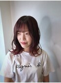 品よく甘めなベリーピンク×ルーズミディアム