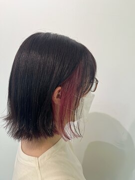 アドラーブル 万代店 (adorable) 【インナーカラー】【切りっぱなしボブ】【ピンクカラー】