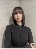 切りっぱなしボブ　顔まわりレイヤーカット