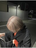 ホワイトベージュ