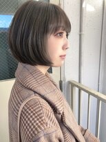 ロカ(roka) 丸みショート×オリーブベージュ ハイライト ショートボブ