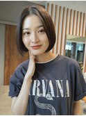 切りっぱなしボブ　丸くないボブ　ストレートボブ