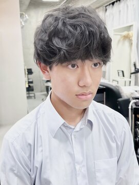 ジィルム(XELM) メンズカット+ツイストスパイラル【高崎/高崎駅/高崎駅西口】