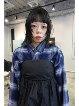 ニーィ バイ カータ(Niii by CARTA) 【anna style】顔周りザクザクレイヤー