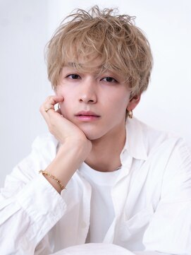 イルハバナ 渋谷(ill HAVANA) 束間/短髪/黒髪/ツーブロック/刈り上げ/モテ/センターパート