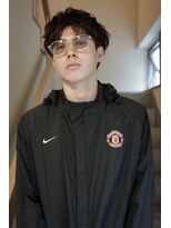 セントラル 三宮店(central)&nbsp;波巻きスパイラルパーマツイストスパイラルパーマセンターパート