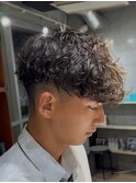 スペインカール外国人風パーマスパイラルマッシュパーマ刈り上げ