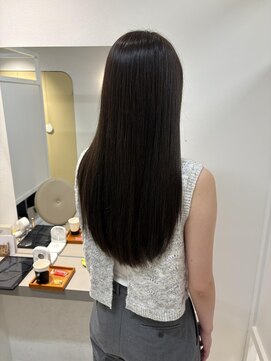 エレノア 立川北口(Eleanor) 艶髪縮毛矯正　YUI