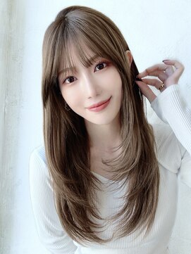 エインアンリー 明治神宮前(AIN.ANLY.) ヘーゼルグレージュ大人可愛いハイレイヤーうるツヤカラー韓国