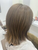 カットハウス ニューヨーク(CUT HOUSE NEW YORK)&nbsp;外ハネレイヤー×べージュカラー