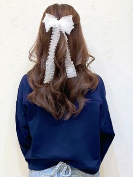 セルカ 新宿(CERCA) 新宿韓国風ガーリーストリートヘアハーフアップ